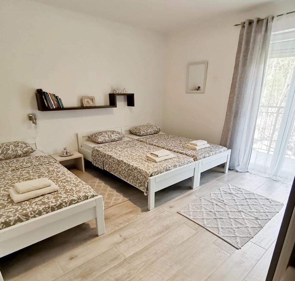Apartman Pejic Podstrana Exterior foto